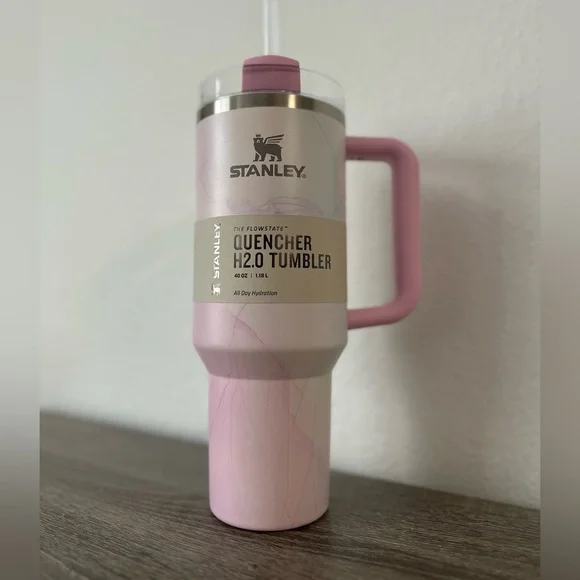 Stanley 40oz limited edition pink marble - Picture 2 of 4